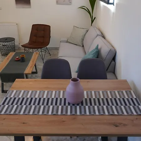 Cozy Apartment - Ophelia Nafplio Exterior photo
