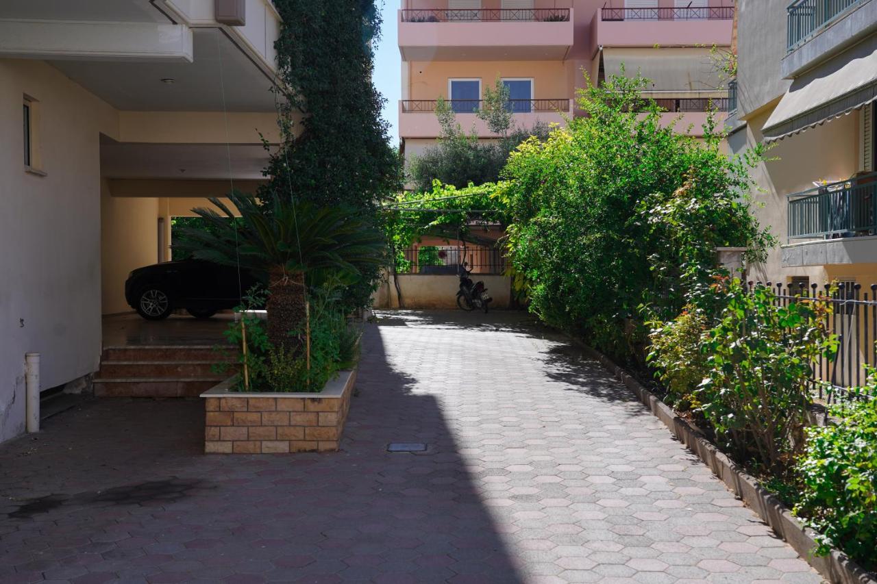 Cozy - Ophelia Nafplio